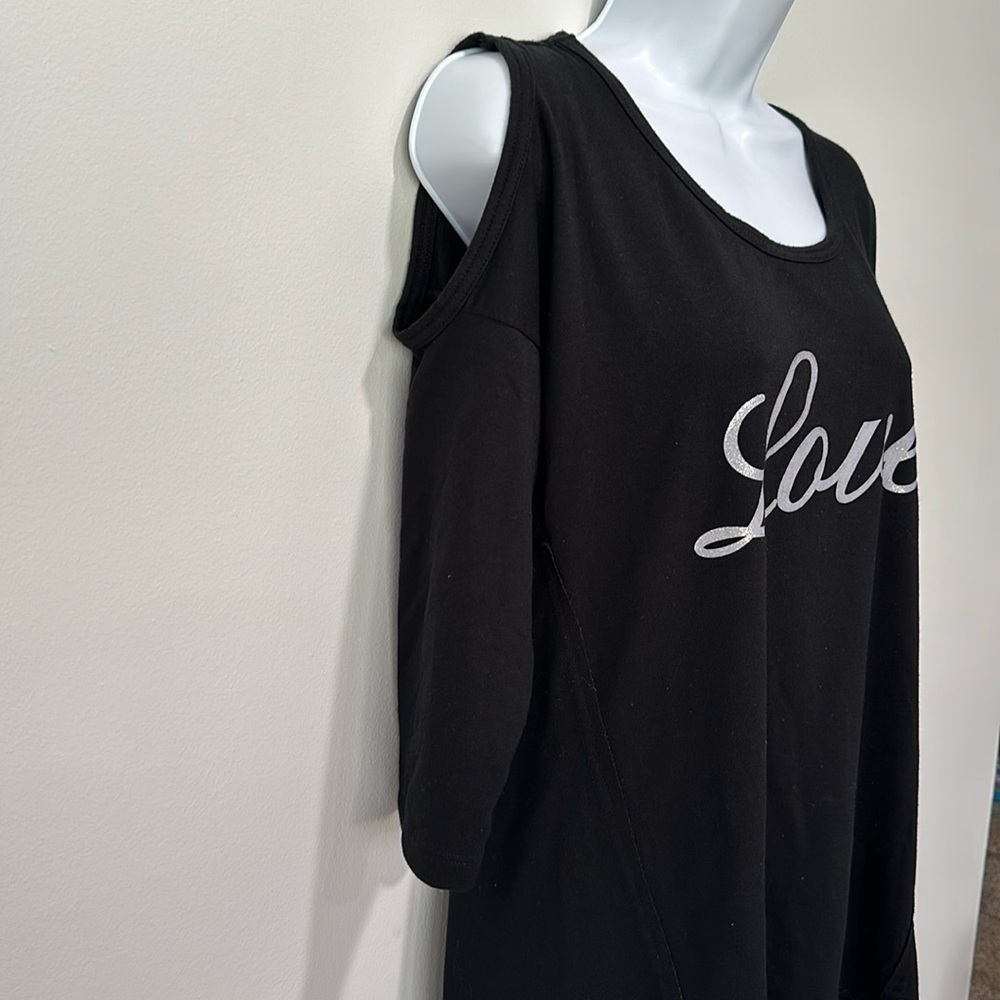 Cold shoulder sweater - Picture 2 of 4